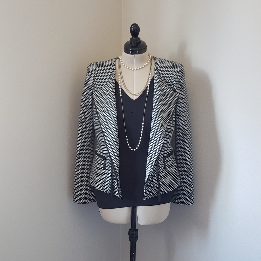 🆕️V.Camuto- Blazer - Picture 1 of 15